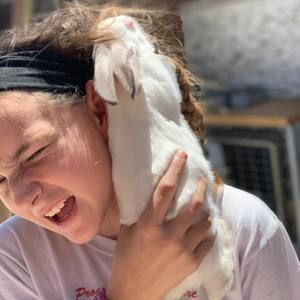 Meet your Posher, Kayli